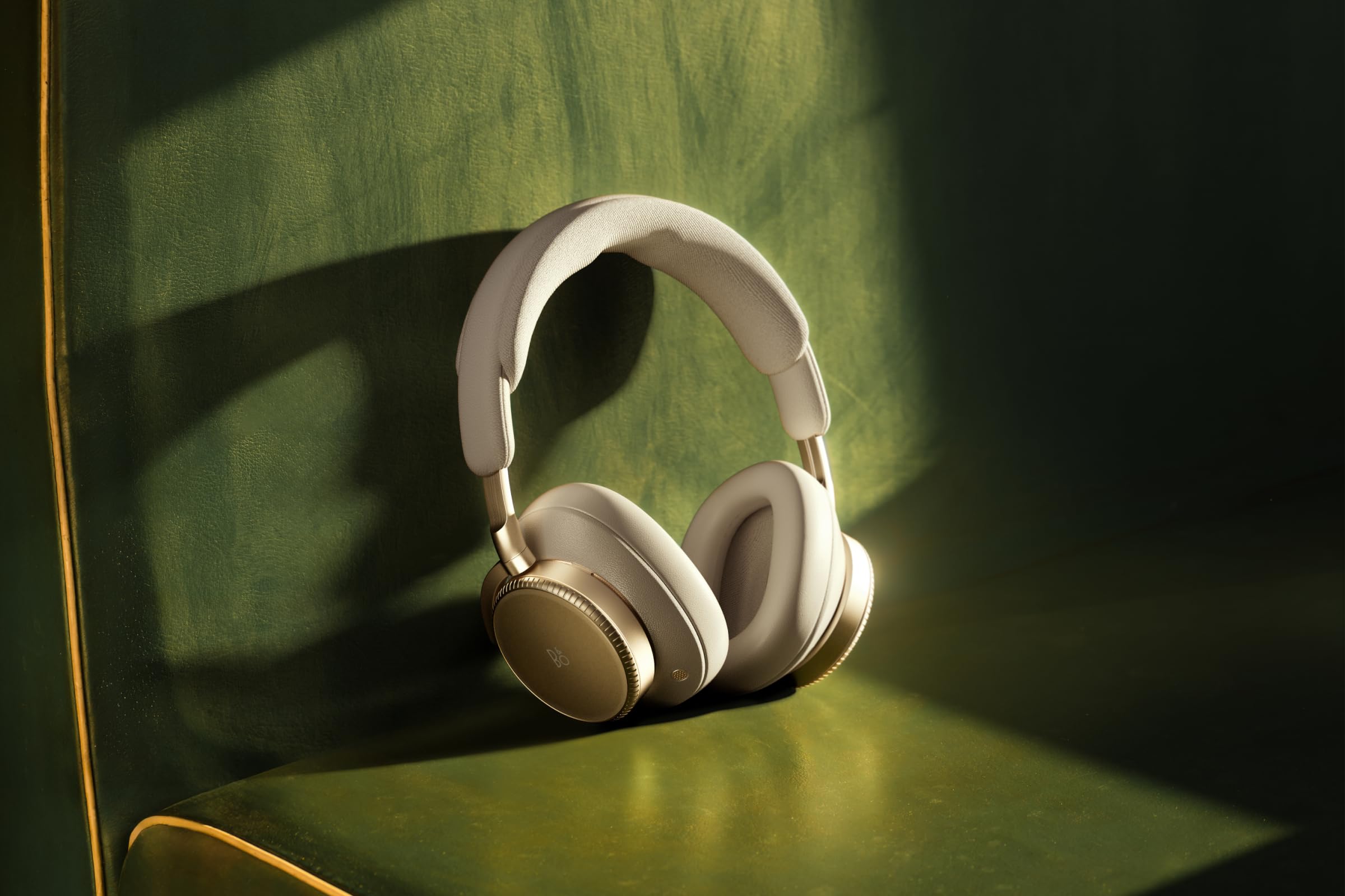 Bang & Olufsen Beoplay H100 Premium Wireless Active Noise Cancelling Over-Ear Headphones with Protective Carrying Case